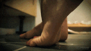 Reports have come in that the Xanthians have started turning up in Europe. A surveillance chopper has been sent to a part of London where there is high activity reported. One flat in particular owned by a young woman has picked up numerous Xanthians in the vicinity. She has returned home completely unaware of the tinies occupying her house. Chloe has heard a few stories about the little things popping up everywhere, but alas, she cares little for their welbeing. 

Many Xanthians will perish beneath her soles. 

Clip Features: Giantess, Crushing, ALL NEW SOUND FX & MUSIC, Boom Shakes, Feet, 2x Vore, 1x Butt crush, Foot crushing, British accent, POV, Special FX