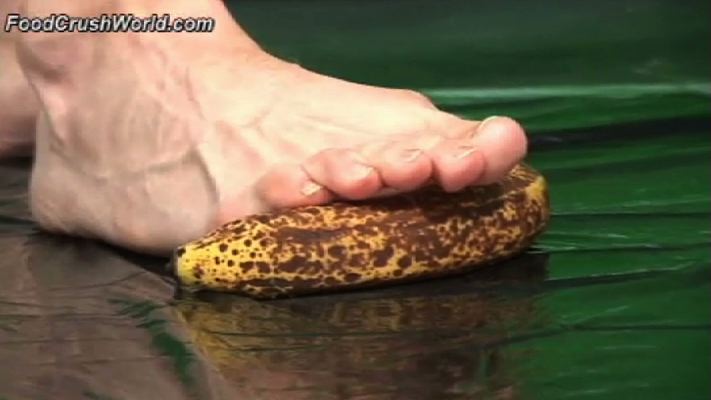 Suzi Turned two guys into bananas. She Stomps one of them while she eats the other. The video of course focuses on the banana under her feet. 
