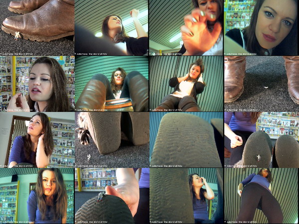 The first collection with Vanessa and some shrunken people. Two great movies with some crushing, accidentally crush, cool boots and a cute girl - Enjoy!
